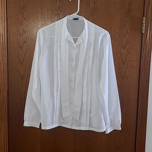 Women's vintage blouse. Ship'n Shore, size 14.